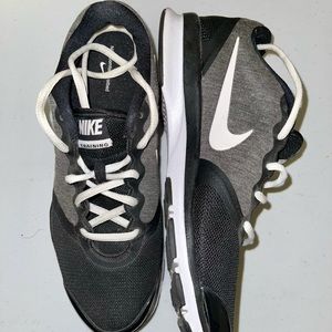 Nike Comfort Footbed Training Shoes